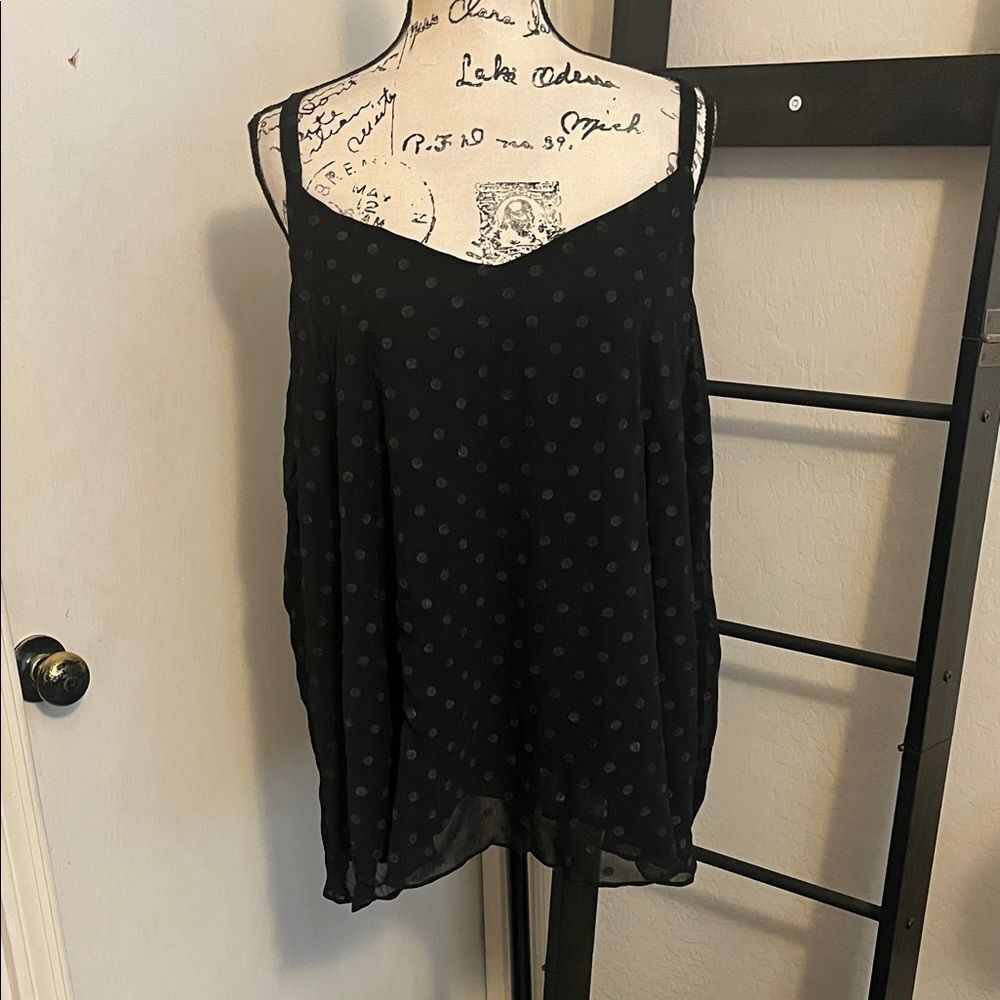 Torrid Black Polka Dot Textured Modern Top Business Casual Work Event Party
